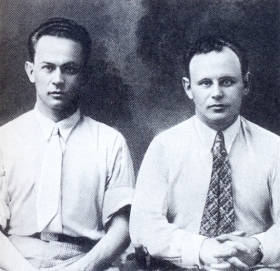 Yakov Borisovich Skomorovsky and Alexander Borisovich Skomorovsky. The photo. (      . .) (Belyaev)