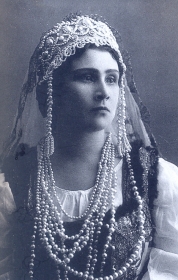 Nadezhda Andreevna Obukhova. The photo. (Надежда Андреевна Обухова. Фотография.) (Belyaev)