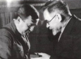 Alexander Vasilievich Alexandrov and Mikhail Kalinin (Александр Васильевич Александров и Михаил Иванович Калинин) (Modzele)