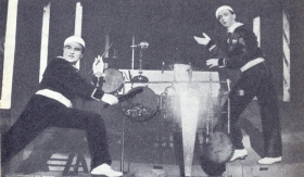 Д. Кара-Дмитриев и Я. Рудин. "Довольно, бросьте". 1929 г. Фотография. (Belyaev)