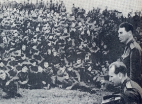 Brigade concert of the Red Banner Ensemble for front-line soldiers. Sings N. Ustinov, accordionist B. Shashin. 1940s. The photo. (     .  . ,  . . 1940- . .) (Belyaev)