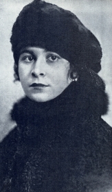 Maria Maksakova. 1924. Photo (Мария Петровна Максакова. 1924. Фотография) (Belyaev)