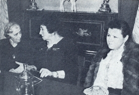 M.P. Maksakova, A.V. Nezhdanoff and professor of the Moscow Conservatory MS. Nemenova-Lunts. The end of the 1940s. (.. , ..      .. -.  1940- .) (Belyaev)