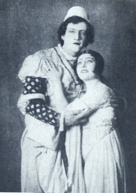 N.K. Pechkovsky and R.G. Gorskaya. "Romeo and Juliet". The photo. (Н.К. Печковский и Р.Г. Горская. "Ромео и Джульетта". Фотография.) (Belyaev)