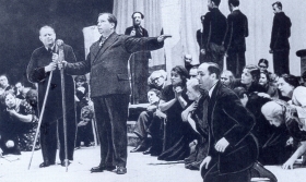 Rehearsal of the opera "Boris Godunov" in Kuibyshev. In the center Maxim Dormidontovich Mikhailov. The photo. (  " "  .     . .) (Belyaev)