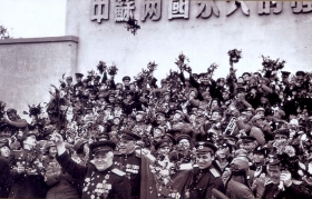 Краснознаменный ансамбль песни п/у Б.А. Александрова. Китай, 1952. (Belyaev)